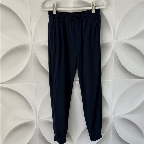 Abercrombie Kids Boys AirKnit Joggers! - Picture 3 of 6